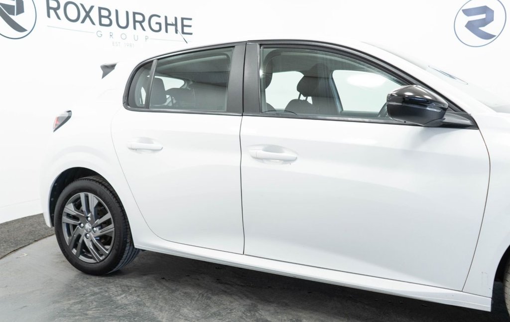 Used Peugeot 208 2022 for sale - 76591131: Photo 13