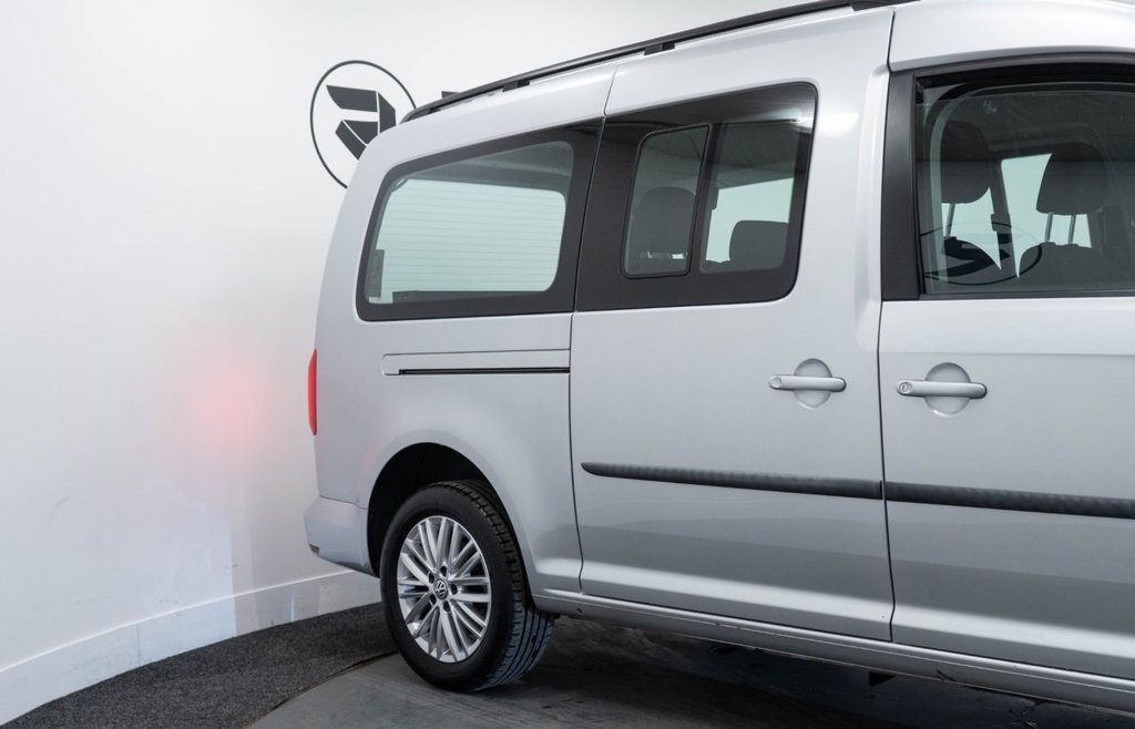 Used Volkswagen Caddy Maxi Life 2019 for sale - 77407635: Photo 14