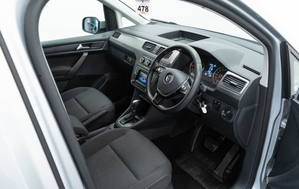 Used Volkswagen Caddy Maxi Life 2019 for sale - 77407635: Photo 21