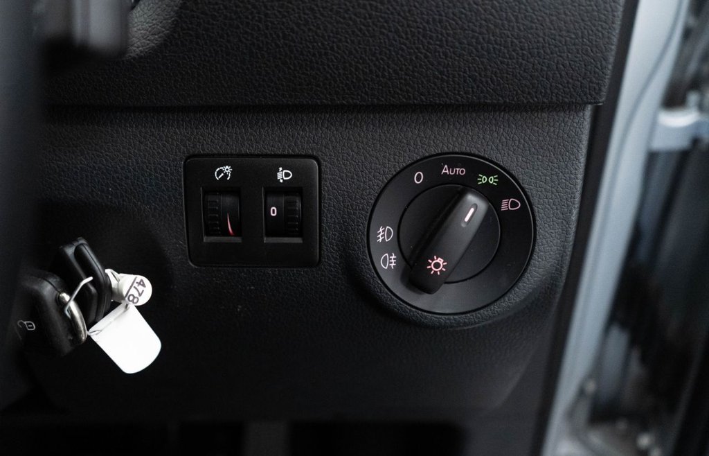 Used Volkswagen Caddy Maxi Life 2019 for sale - 77407635: Photo 24