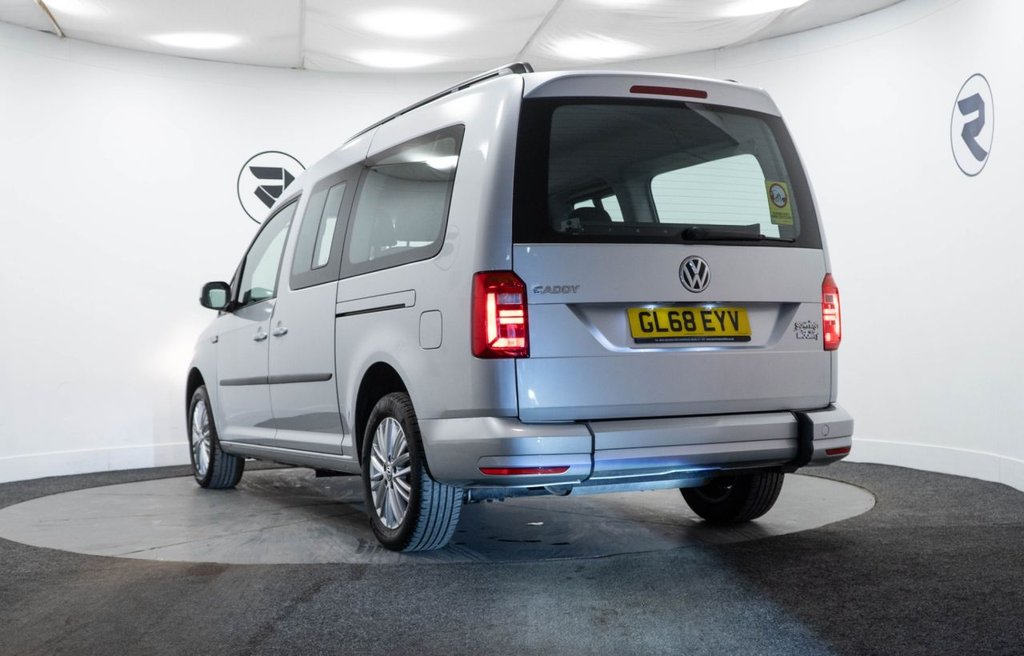 Used Volkswagen Caddy Maxi Life 2019 for sale - 77407635: Photo 5