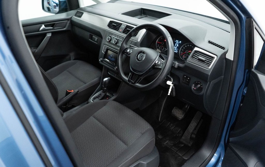 Used Volkswagen Caddy Maxi Life 2019 for sale - 76582325: Photo 20