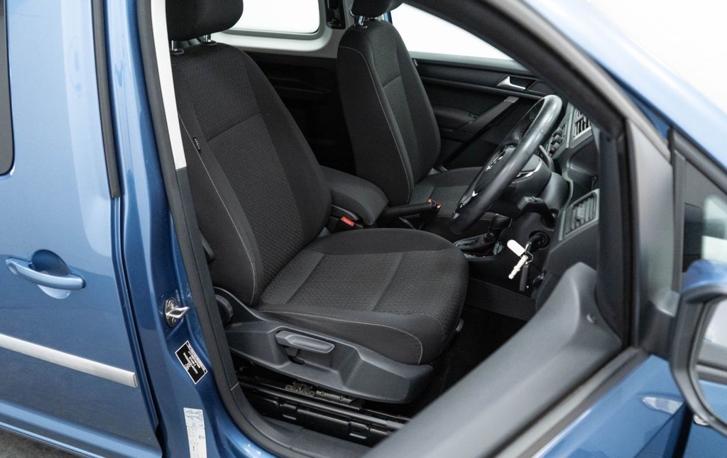 Used Volkswagen Caddy Maxi Life 2019 for sale - 76582325: Photo 21