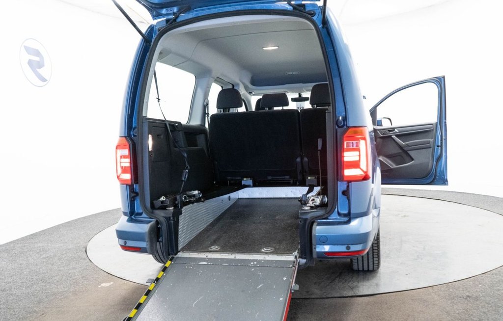 Used Volkswagen Caddy Maxi Life 2019 for sale - 76582325: Photo 33