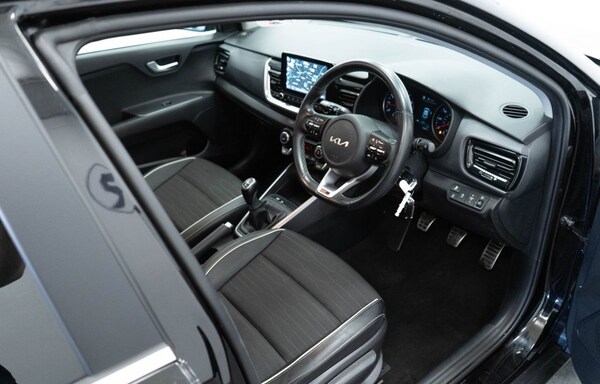 Used Kia Stonic 2022 for sale - 75573736: Photo 20