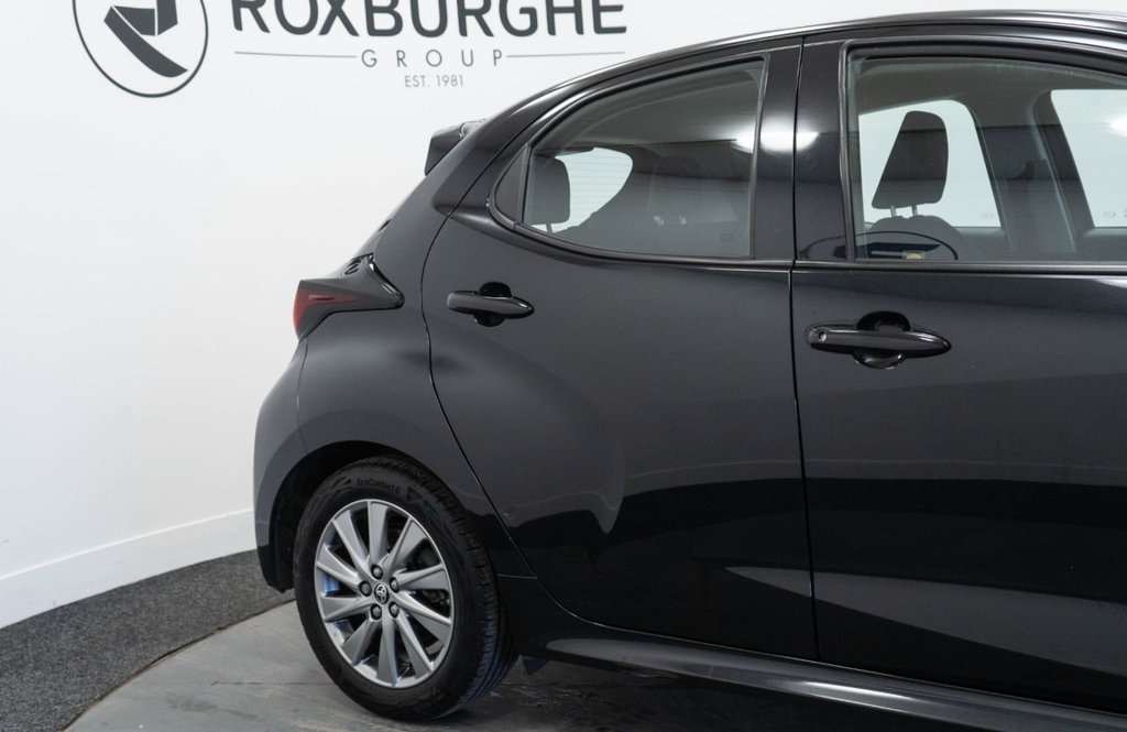 Used Toyota Yaris 2022 for sale - 77360227: Photo 14