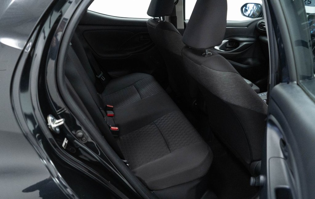 Used Toyota Yaris 2022 for sale - 77360227: Photo 32