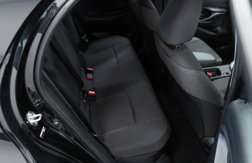 Used Toyota Yaris 2022 for sale - 77360227: Photo 33