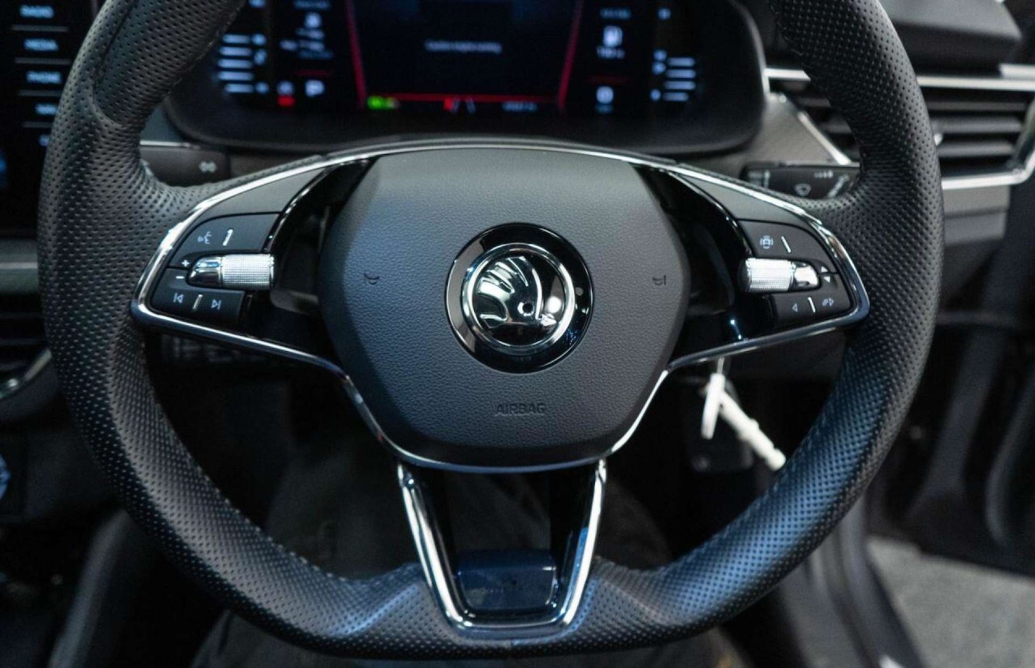 Used Skoda Kamiq 2023 for sale - 77930845: Photo 25