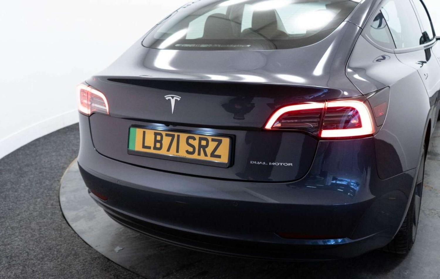 Used Tesla Model 3 2021 for sale - 77930901: Photo 16