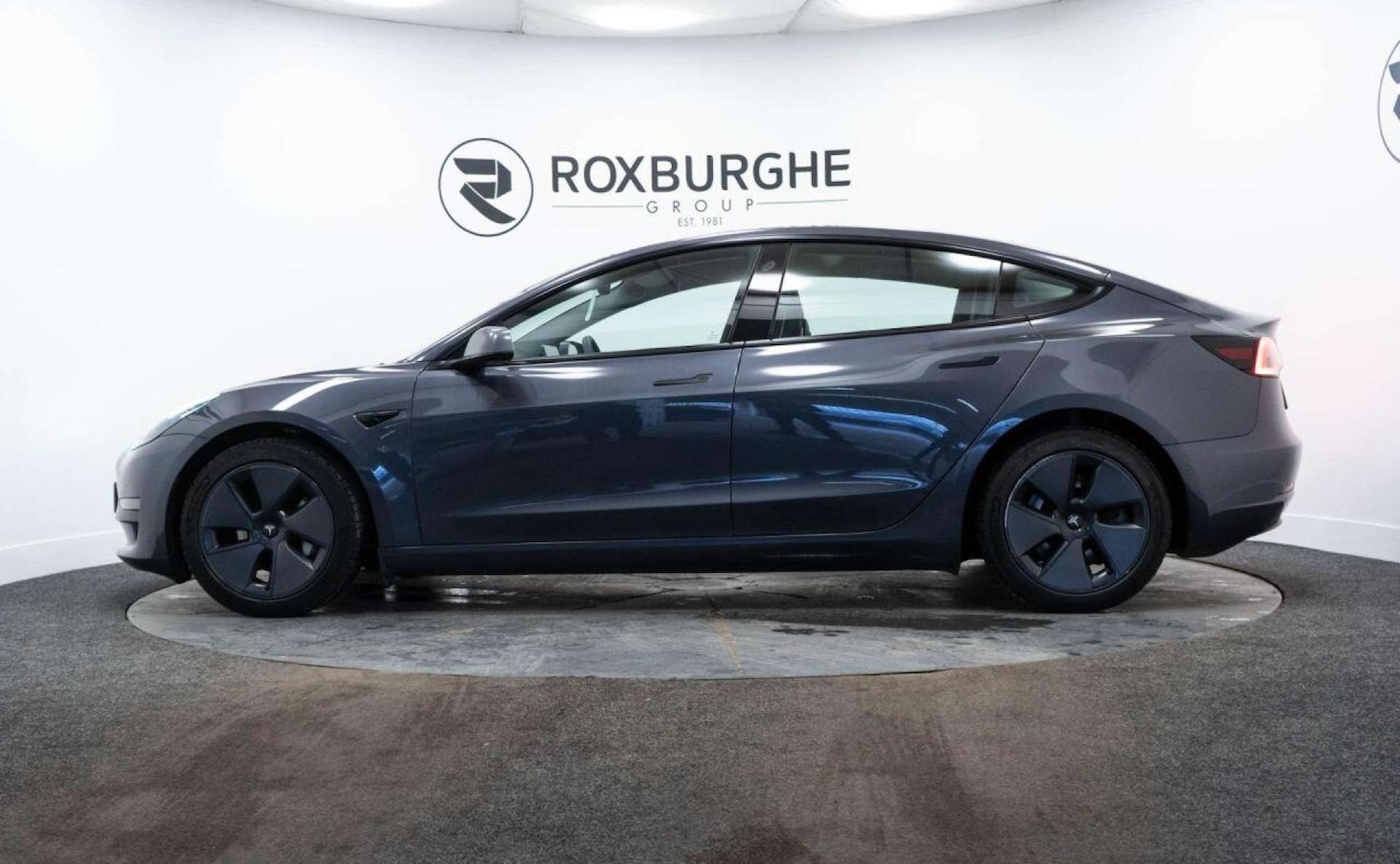 Used Tesla Model 3 2021 for sale - 77930901: Photo 5