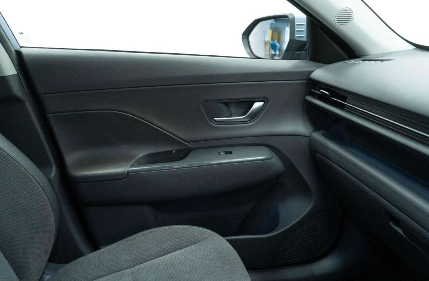 Used Hyundai KONA 2024 for sale - 77930938: Photo 29