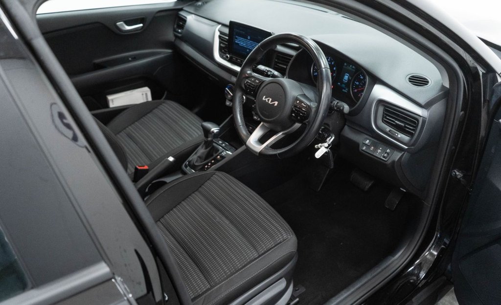 Used Kia Stonic 2022 for sale - 76563304: Photo 20