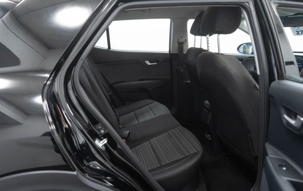 Used Kia Stonic 2022 for sale - 76563304: Photo 29