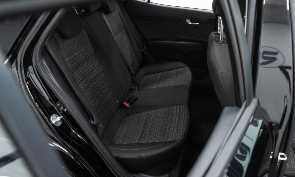 Used Kia Stonic 2022 for sale - 76563304: Photo 31