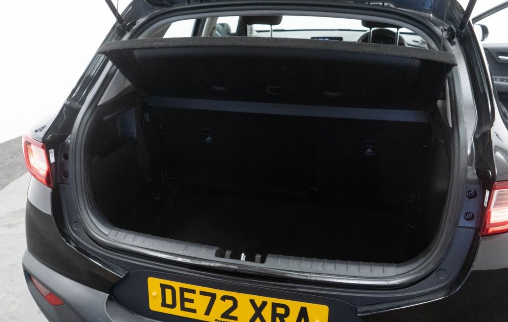 Used Kia Stonic 2022 for sale - 76563304: Photo 32