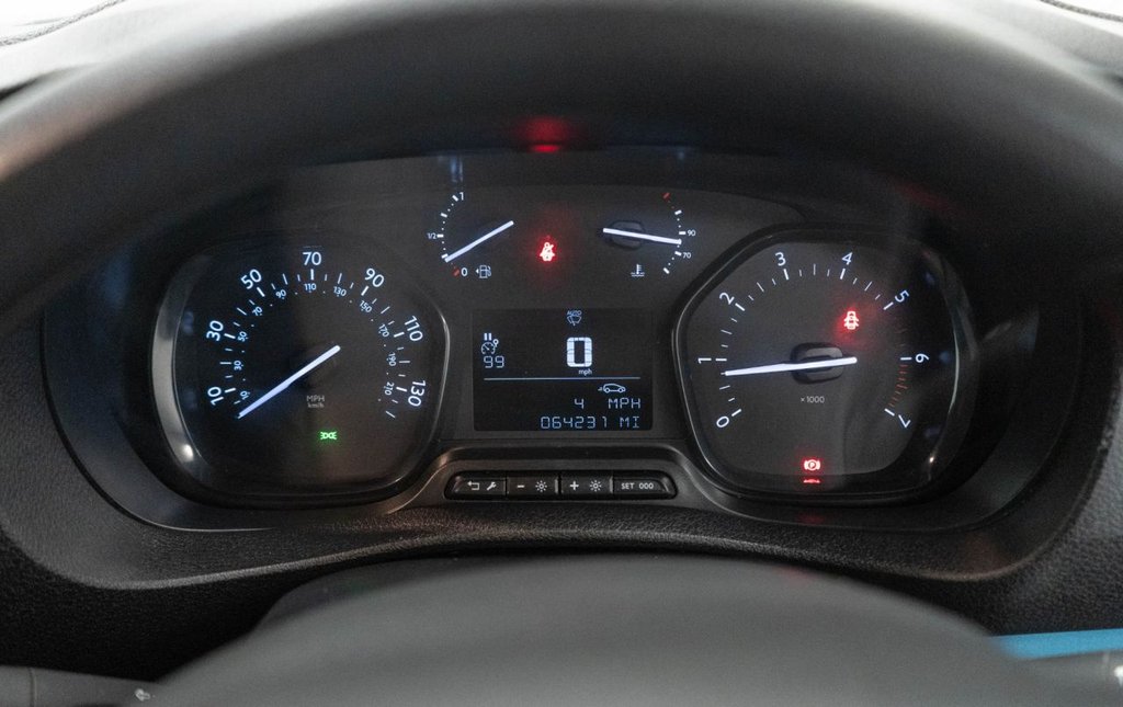 Used Peugeot Traveller 2021 for sale - 77302160: Photo 24