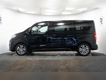 Used Peugeot Traveller 2021 for sale - 77302160: Photo