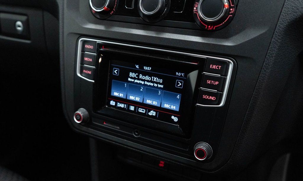 Used Volkswagen Caddy Maxi Life 2018 for sale - 77007287: Photo 25