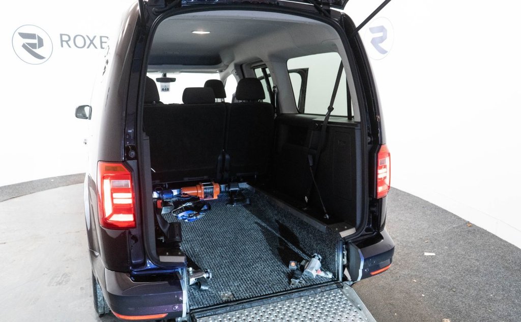 Used Volkswagen Caddy Maxi Life 2018 for sale - 77007287: Photo 32