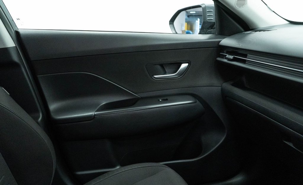 Used Hyundai KONA 2023 for sale - 77302461: Photo 31