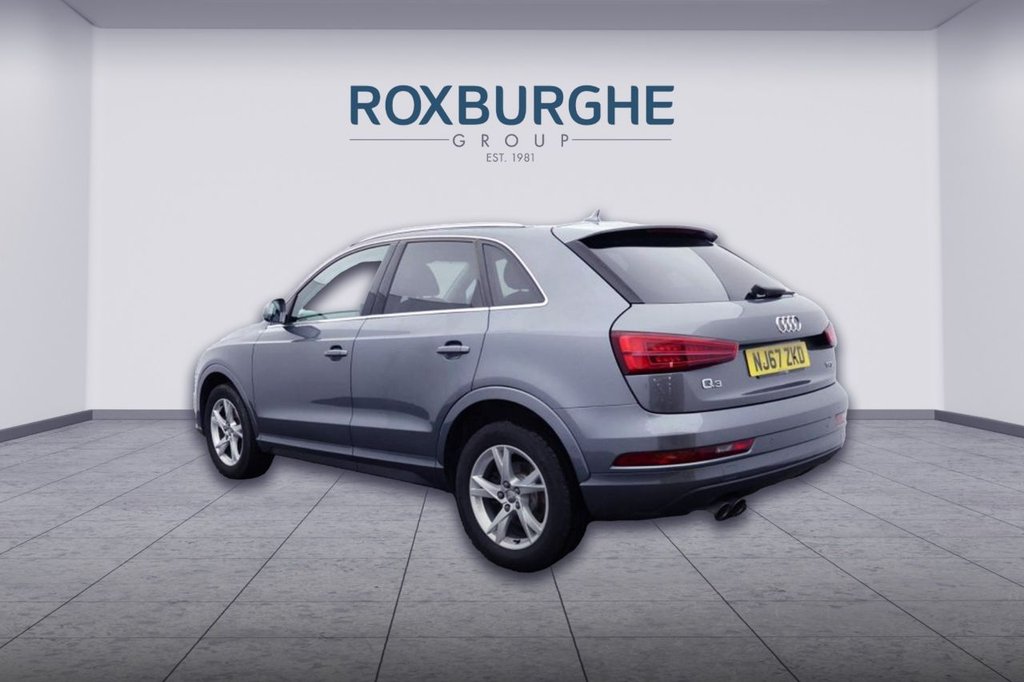 Used Audi Q3 2017 for sale - 76582116: Photo 2