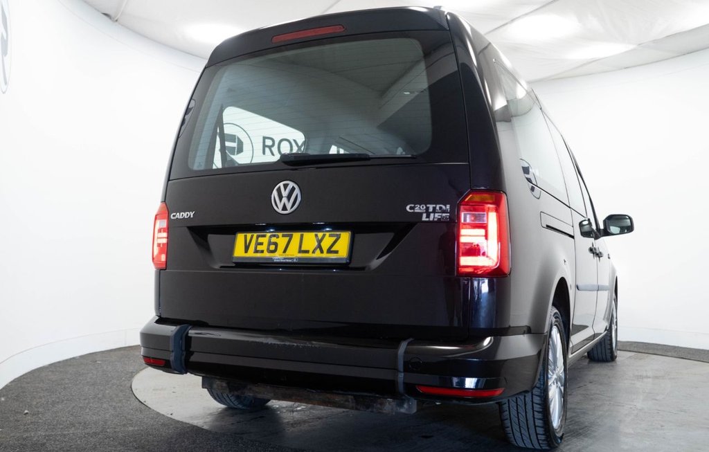 Used Volkswagen Caddy Maxi Life 2018 for sale - 75765140: Photo 15