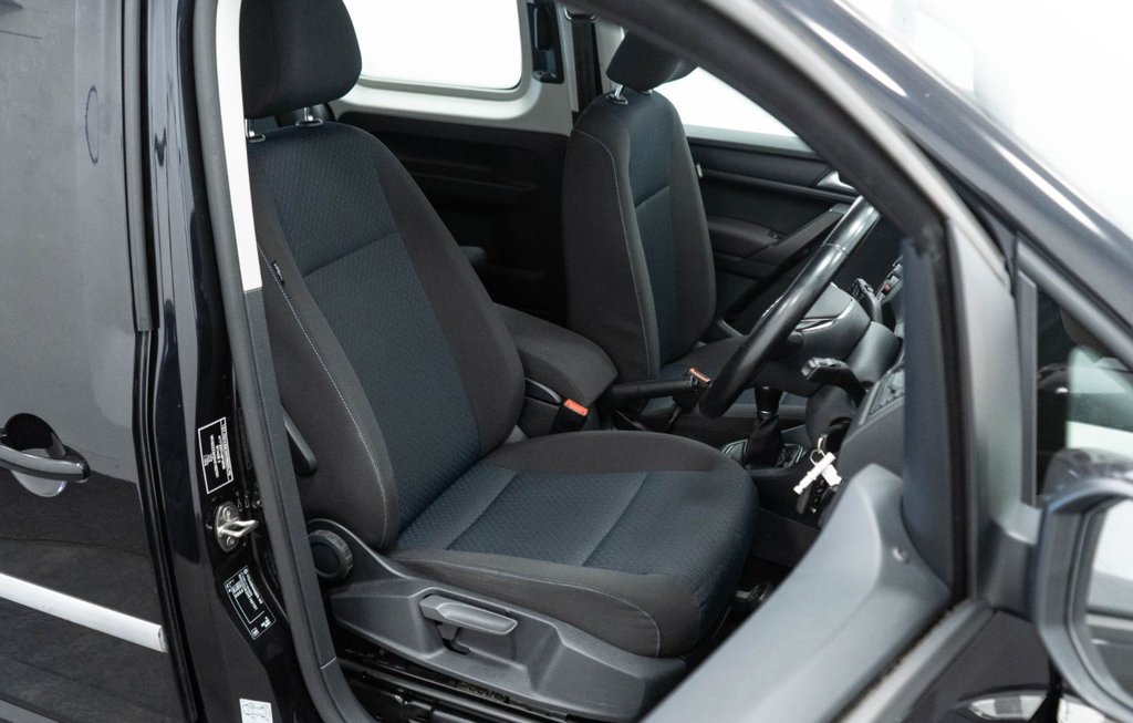 Used Volkswagen Caddy Maxi Life 2018 for sale - 75765140: Photo 22