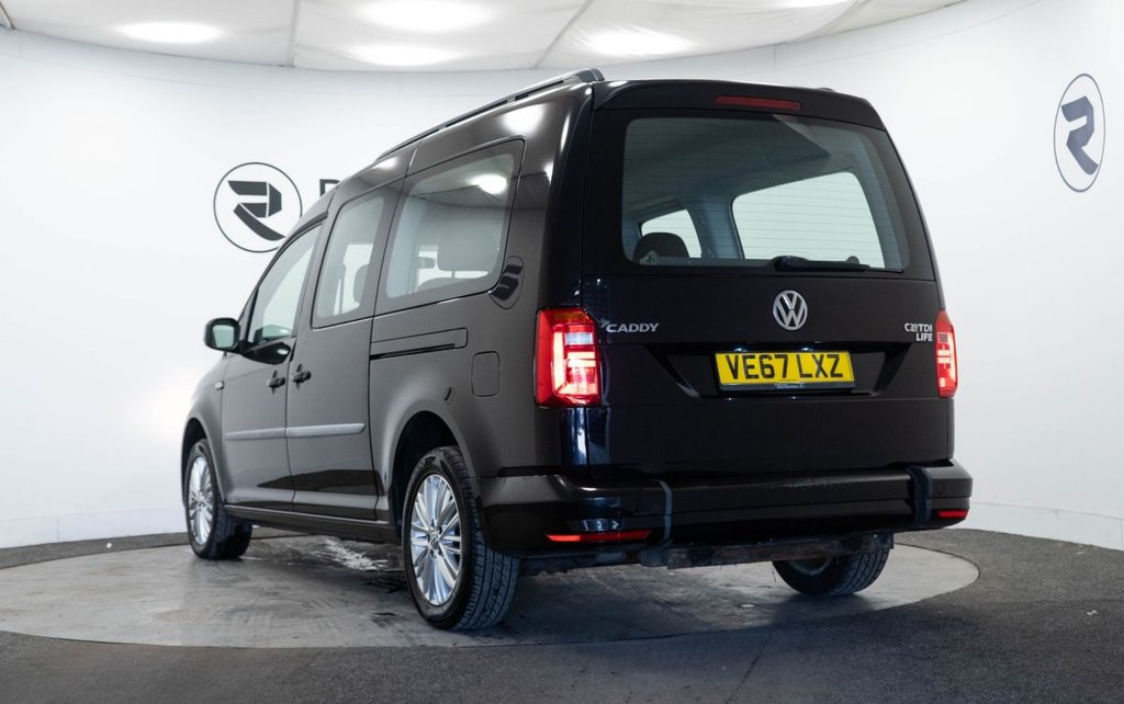 Used Volkswagen Caddy Maxi Life 2018 for sale - 75765140: Photo 5