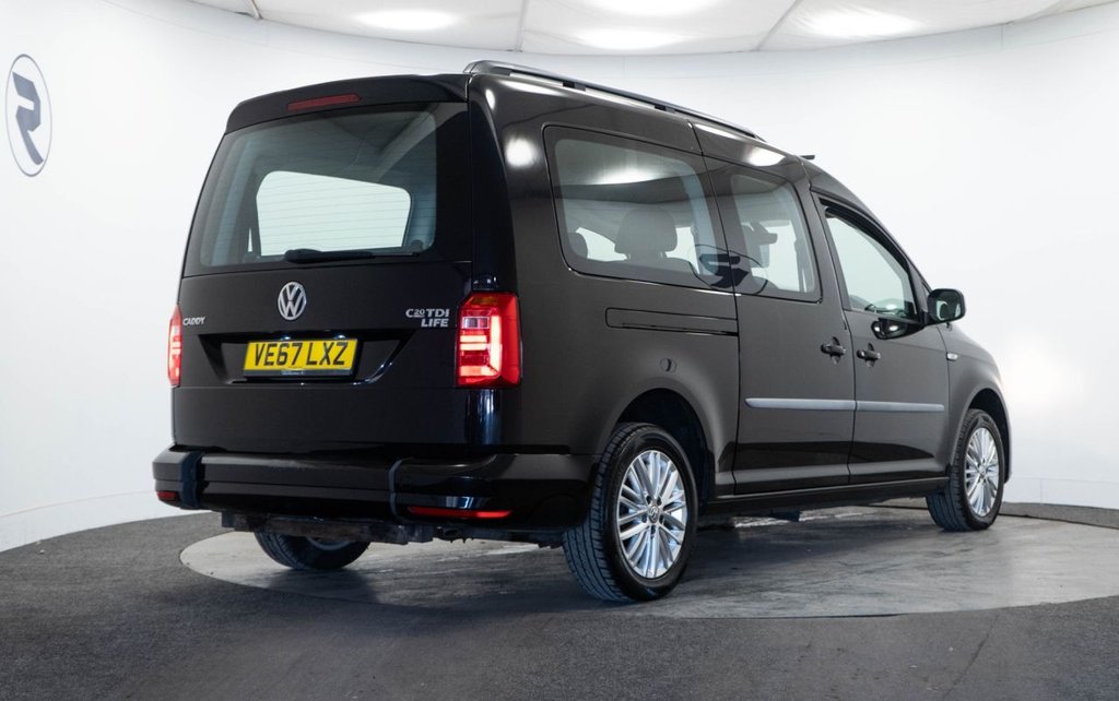 Used Volkswagen Caddy Maxi Life 2018 for sale - 75765140: Photo 8