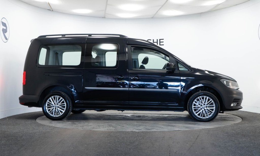 Used Volkswagen Caddy Maxi Life 2018 for sale - 75765140: Photo 9