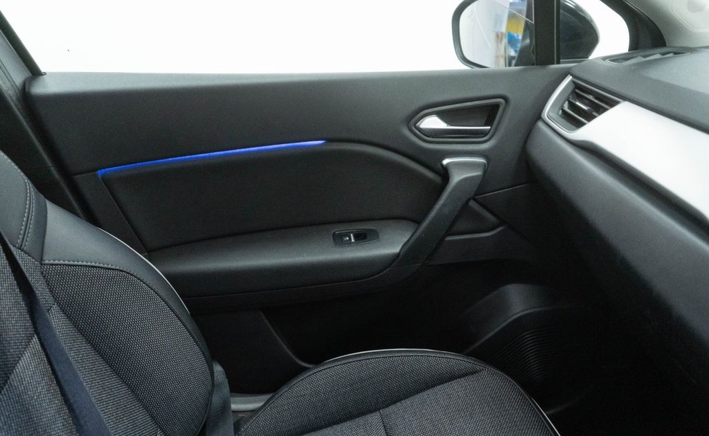 Used Renault Captur 2020 for sale - 76883248: Photo 31