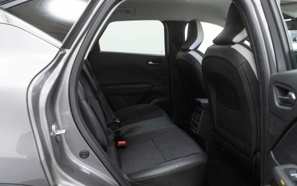 Used Renault Captur 2020 for sale - 76883248: Photo 32