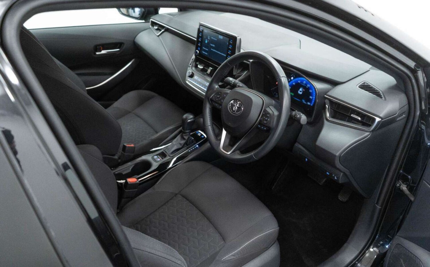 Used Toyota Corolla 2022 for sale - 77930684: Photo 17