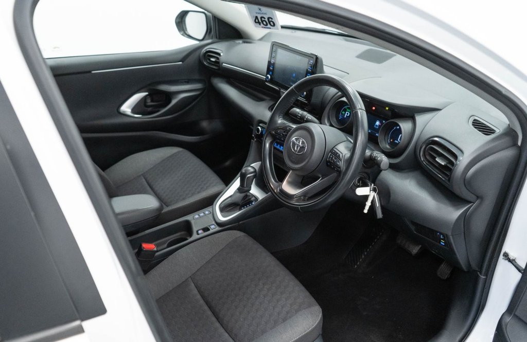 Used Toyota Yaris 2023 for sale - 77360037: Photo 21