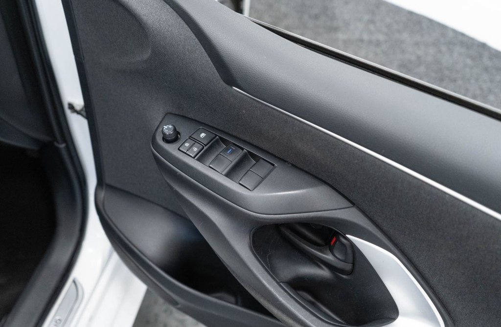 Used Toyota Yaris 2023 for sale - 77360037: Photo 23