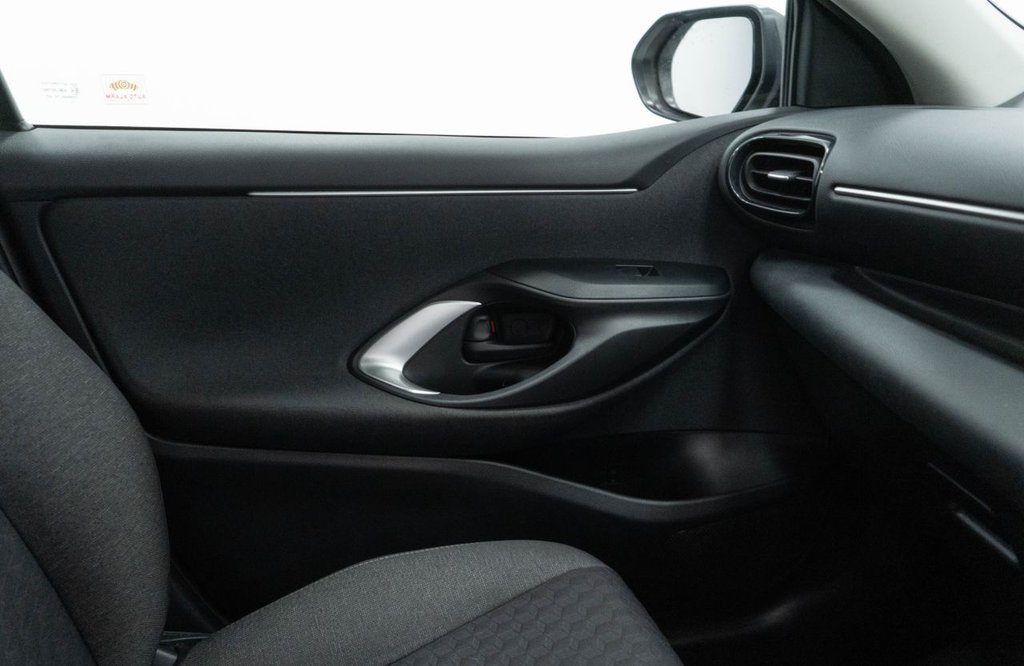 Used Toyota Yaris 2023 for sale - 77360037: Photo 31