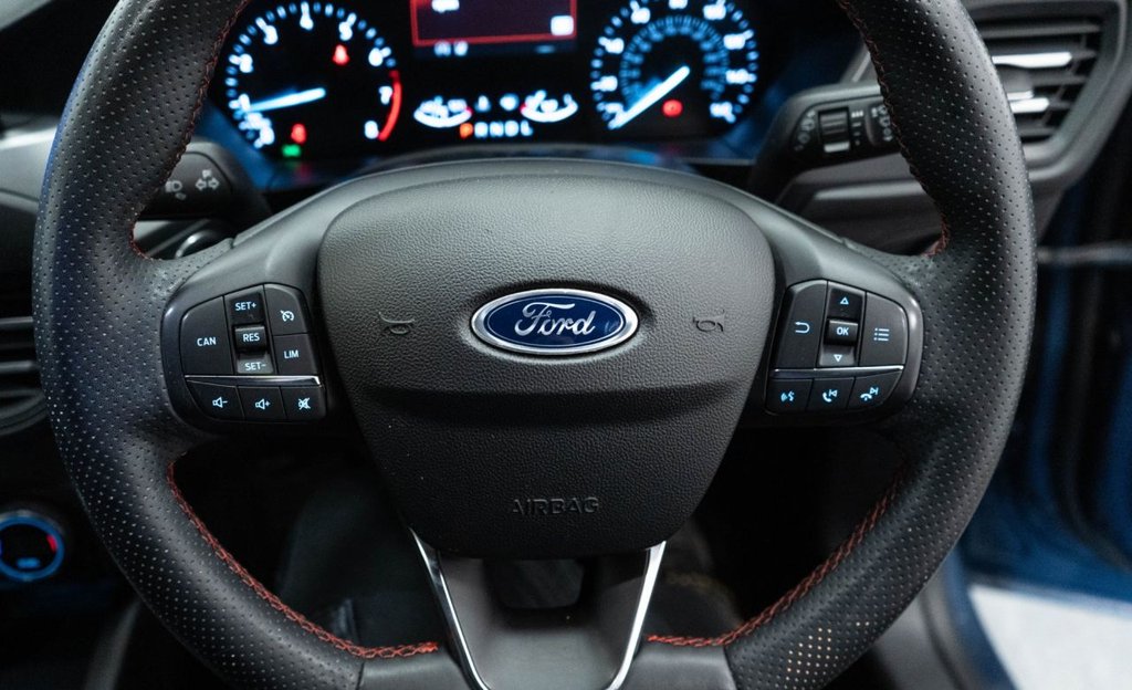 Used Ford Focus 2022 for sale - 77088944: Photo 24