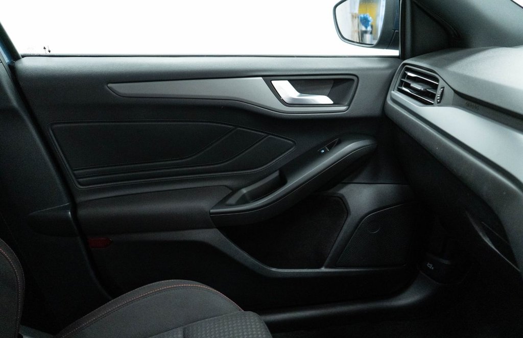 Used Ford Focus 2022 for sale - 77088944: Photo 31
