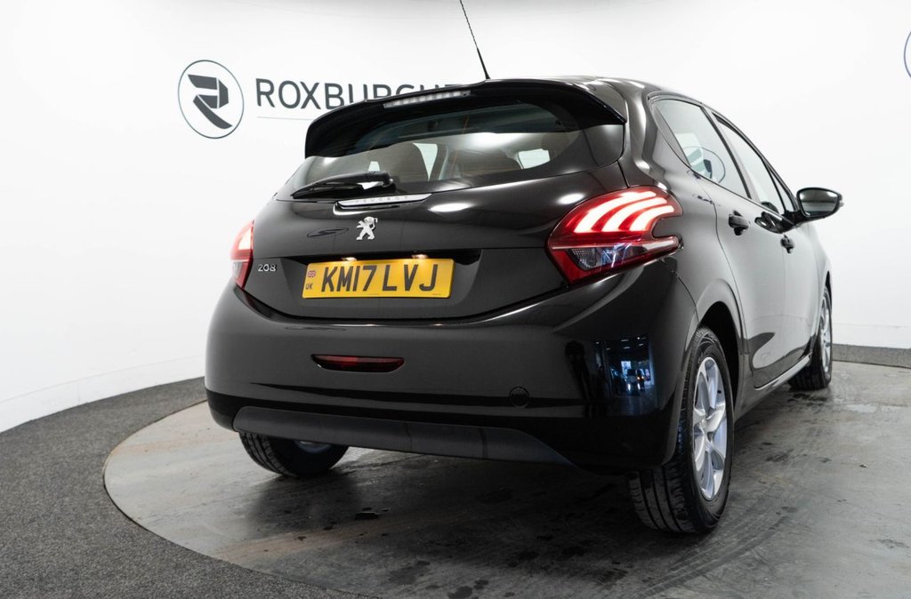 Used Peugeot 208 2017 for sale - 76406353: Photo 14