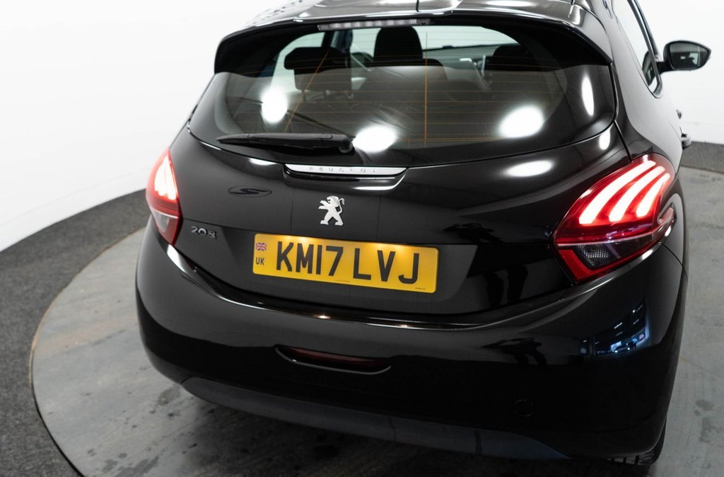 Used Peugeot 208 2017 for sale - 76406353: Photo 15
