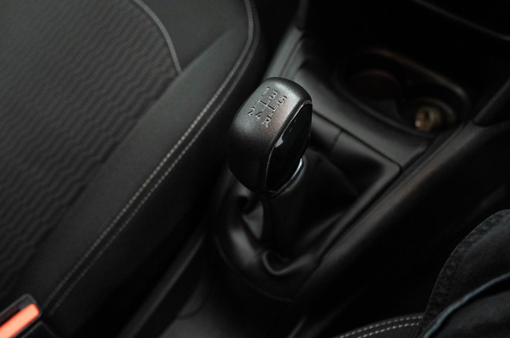 Used Peugeot 208 2017 for sale - 76406353: Photo 27