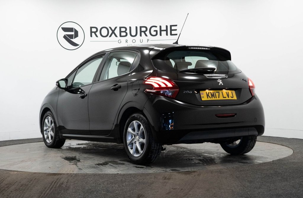 Used Peugeot 208 2017 for sale - 76406353: Photo 7