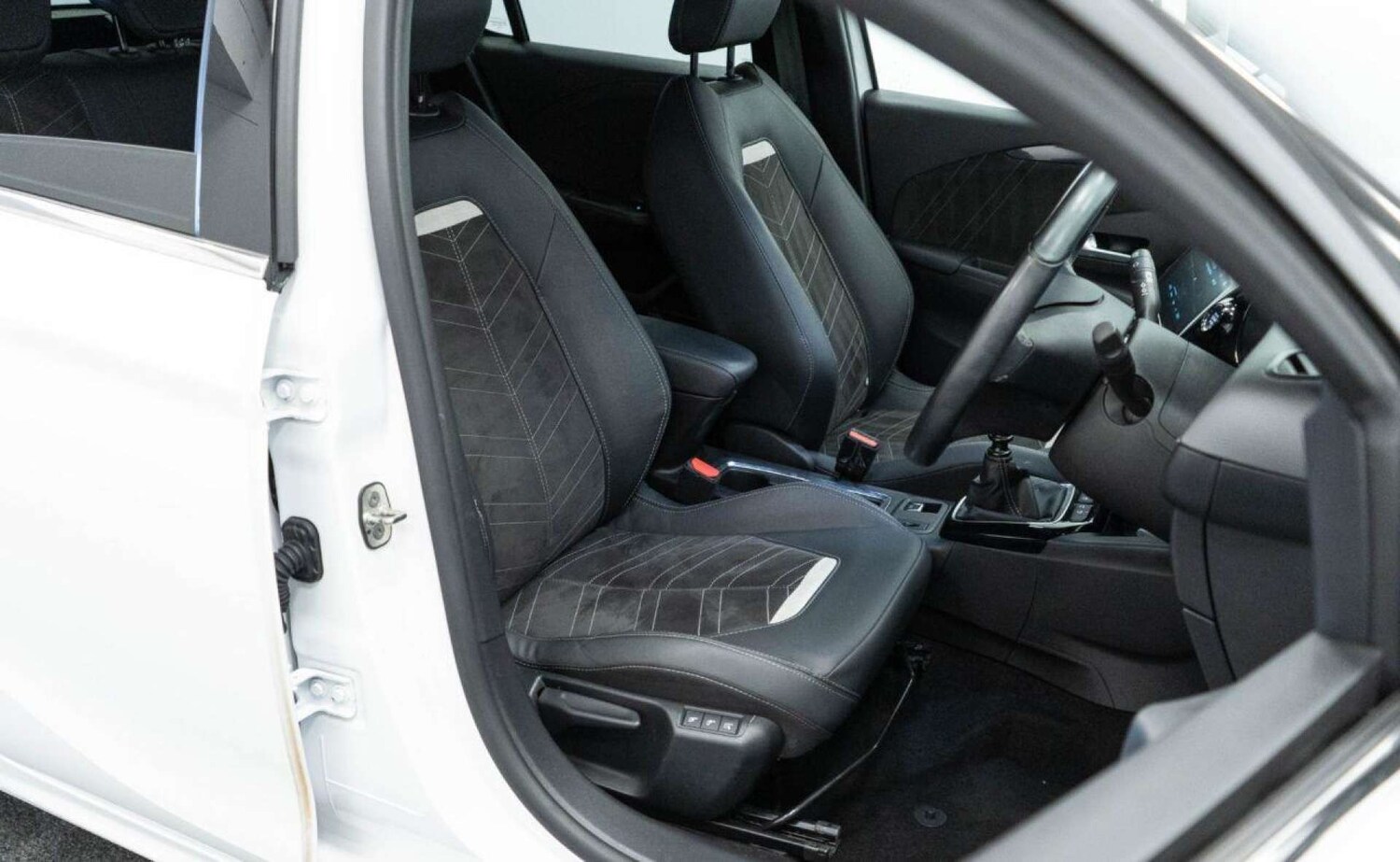 Used Vauxhall Corsa 2023 for sale - 77930783: Photo 22