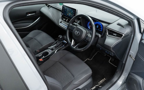 Used Toyota Corolla 2020 for sale - 76202760: Photo 21