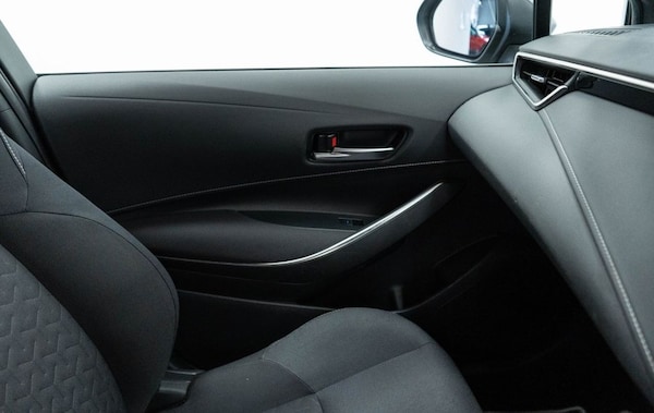 Used Toyota Corolla 2020 for sale - 76202760: Photo 31