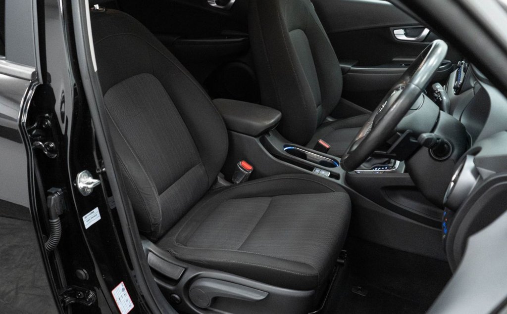 Used Hyundai KONA 2022 for sale - 77302116: Photo 22