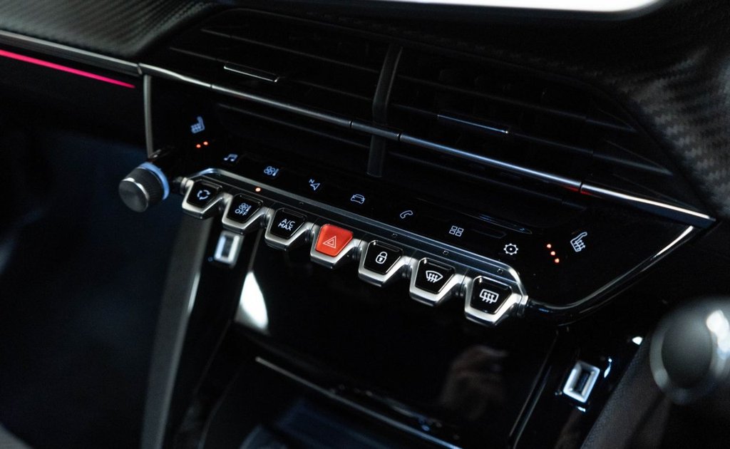 Used Peugeot 2008 2022 for sale - 77275703: Photo 25