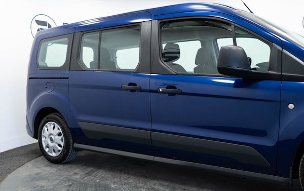 Used Ford Grand Tourneo Connect 2018 for sale - 75456252: Photo 13