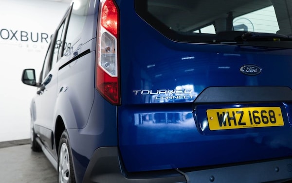 Used Ford Grand Tourneo Connect 2018 for sale - 75456252: Photo 17